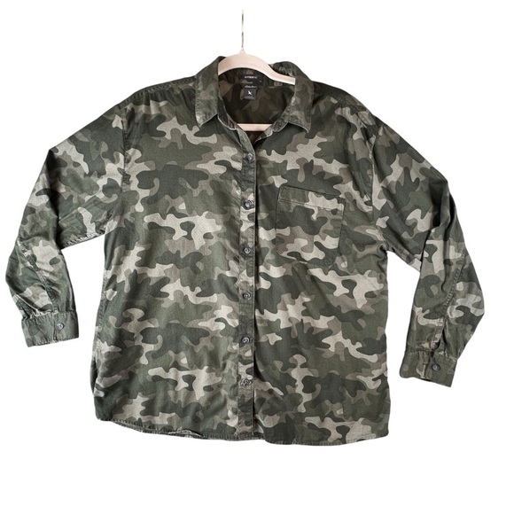 Eddie Bauer Button Up Shirt Women's Large Khaki Camo Boyfriend Fit Camouflage - Picture 1 of 7